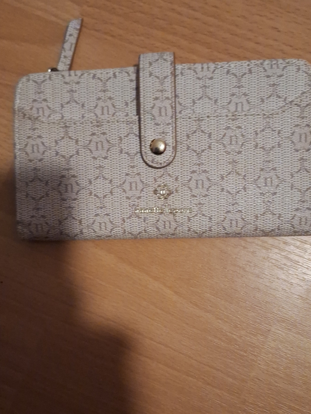 Nanette Lepore Cream Patterned Zip-Around Wallet with Gold Logo